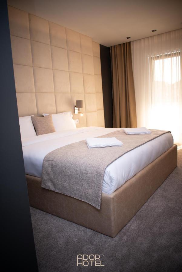 Ador Hotel North Mitrovica Екстериор снимка