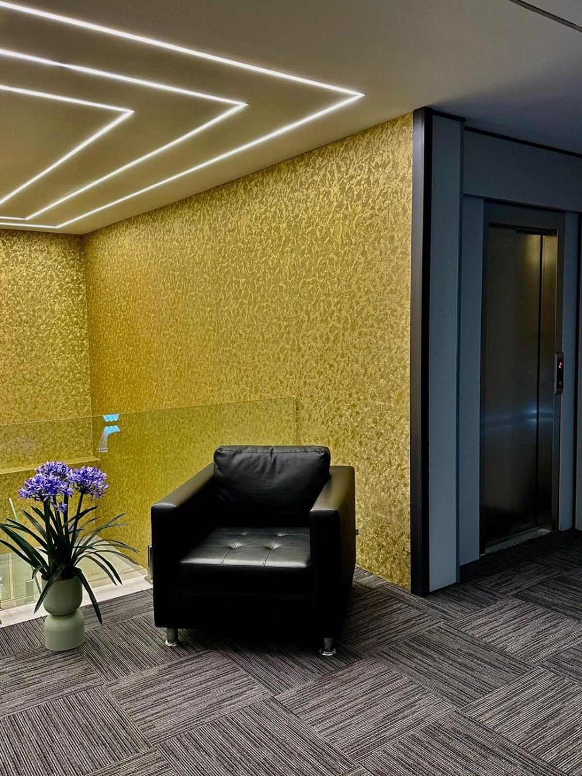 Ador Hotel North Mitrovica Екстериор снимка
